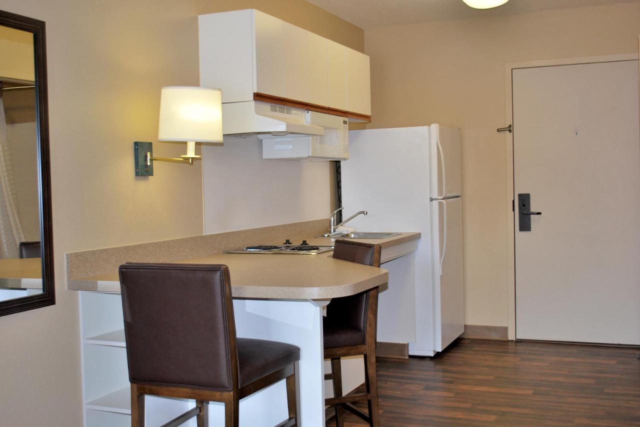 Beachwood Extended Suites Orange Bagian luar foto