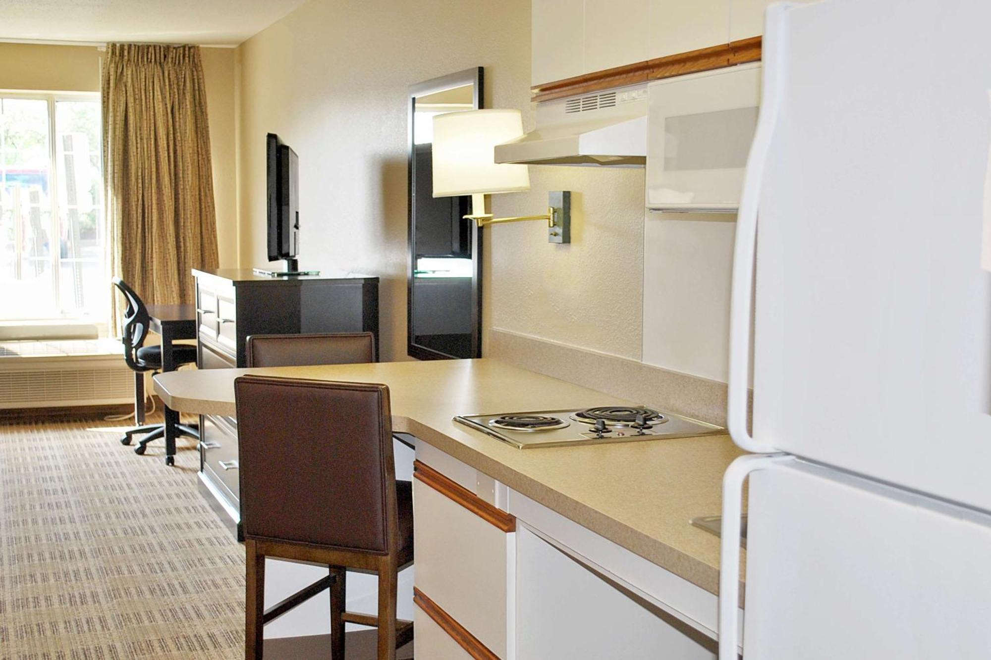 Beachwood Extended Suites Orange Bagian luar foto