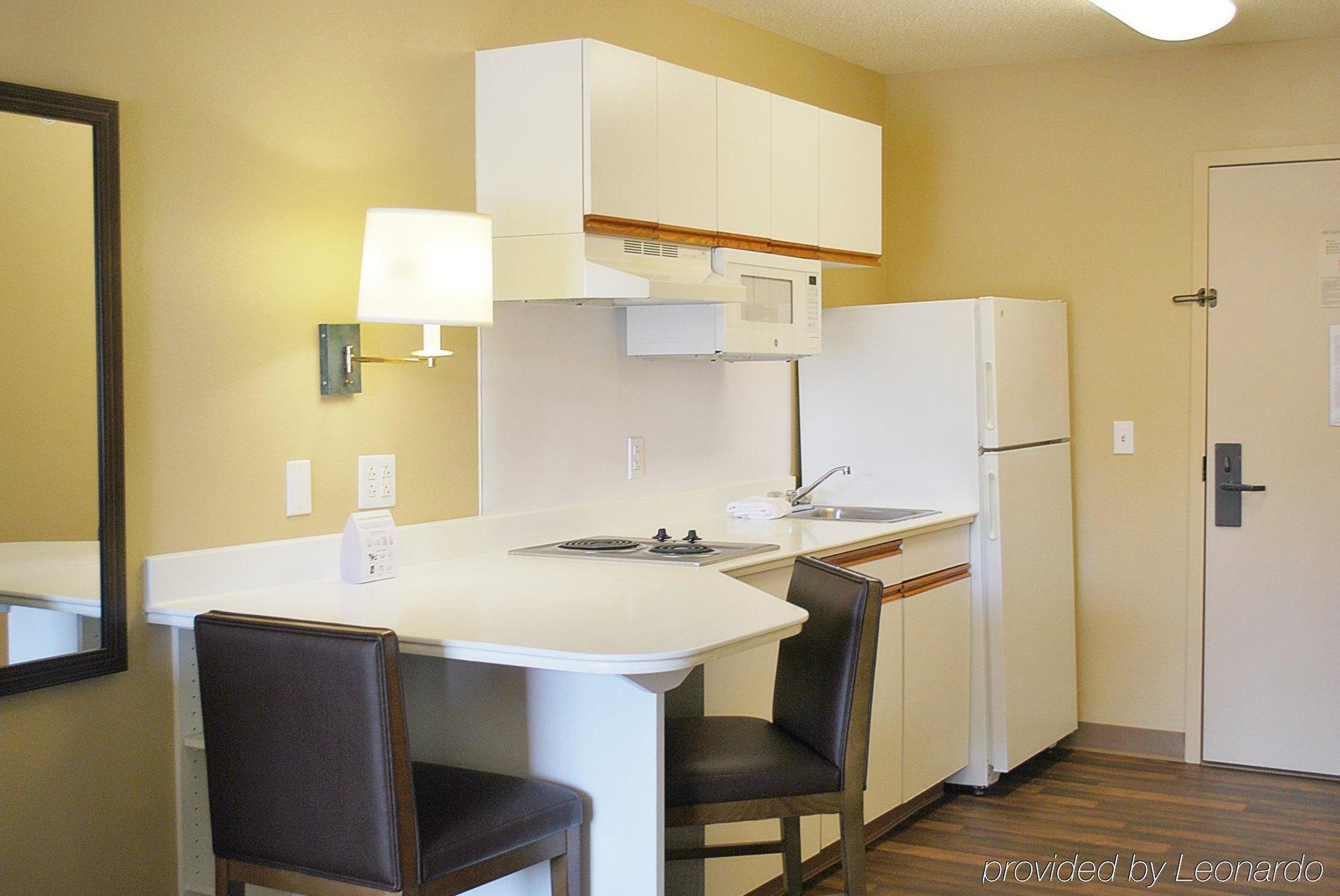 Beachwood Extended Suites Orange Bagian luar foto